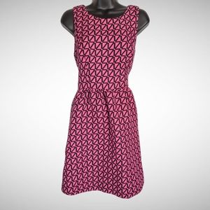 Kaari size 6 Pink Raised Geometric Print Skater Dress